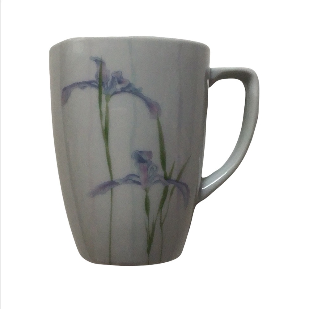 Corelle Coordinates Square Shadow Iris Pastel Purple & Pink Iris Porcelain Mug